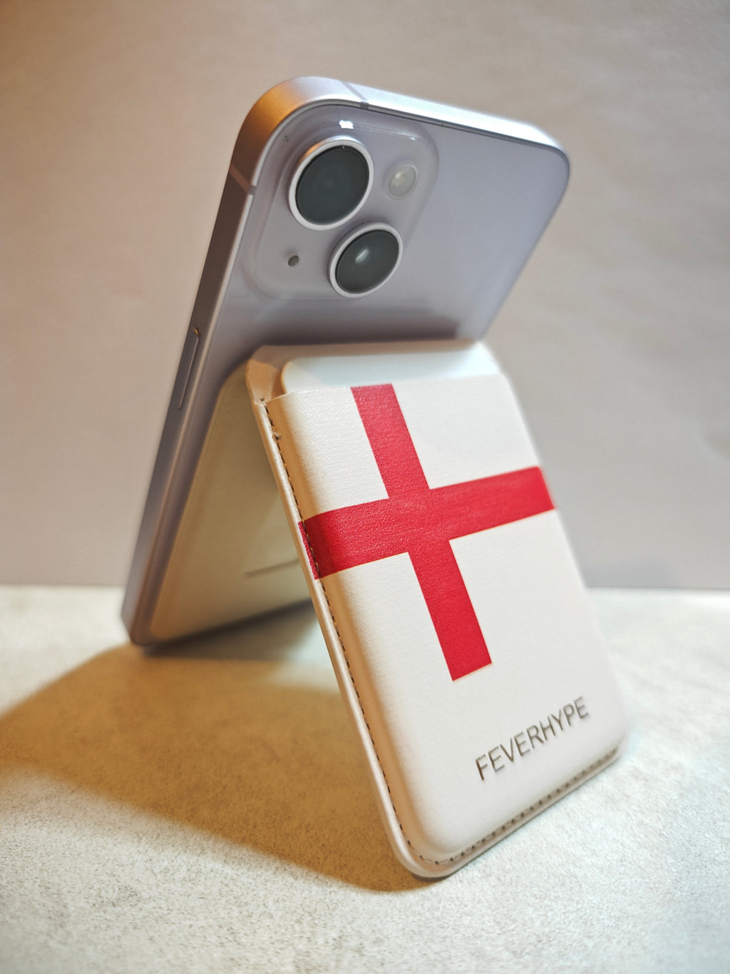 🏴󠁧󠁢󠁥󠁮󠁧󠁿 The "Three Lions" Heritage Drop Stand — Limited Leather MagSafe Wallet